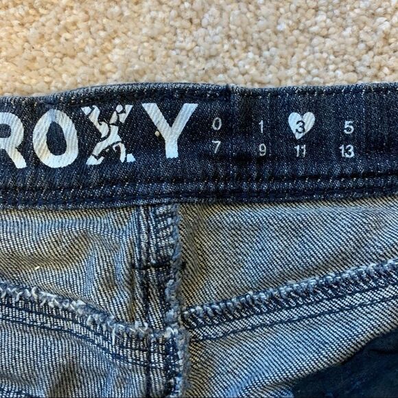 Roxy denim Jean shorts size 3 - Picture 3 of 5